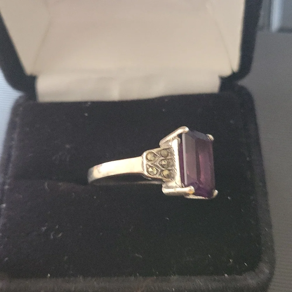 Amethyst Marcasite Sterling Ring - Picture 3 of 13